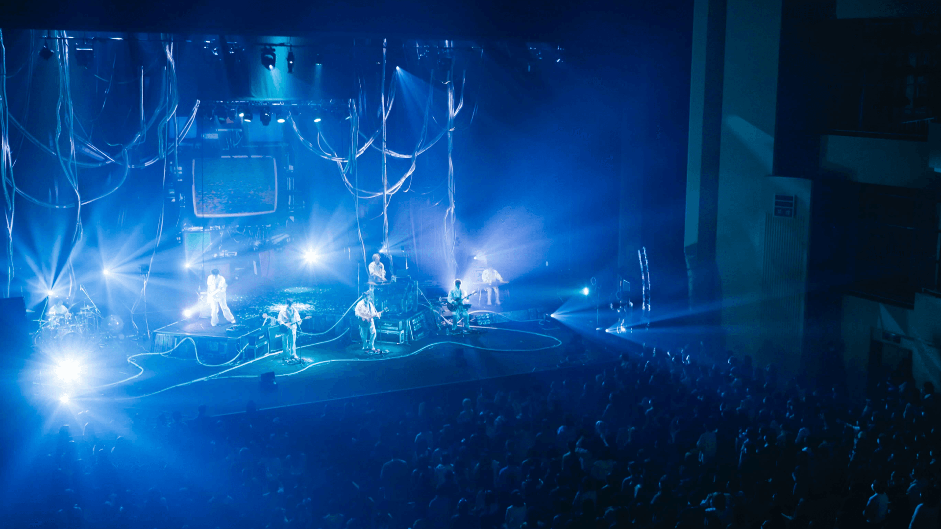 SHOW PRODUCTION